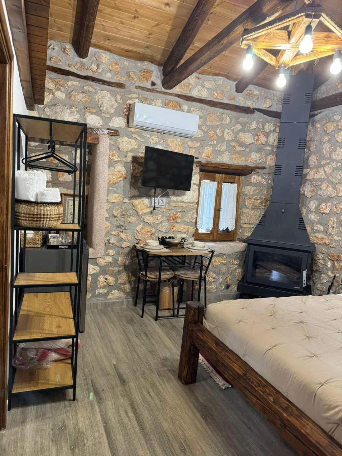 Traditional Stone Guesthouse Agios Ioannis  Exterior foto